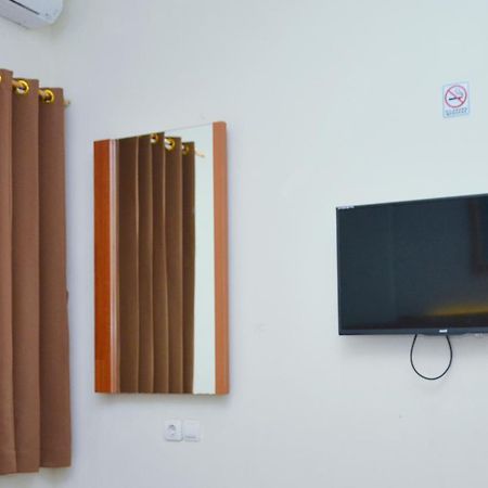 Gaia Asri Hotel Pamanukan Hilir ห้อง รูปภาพ