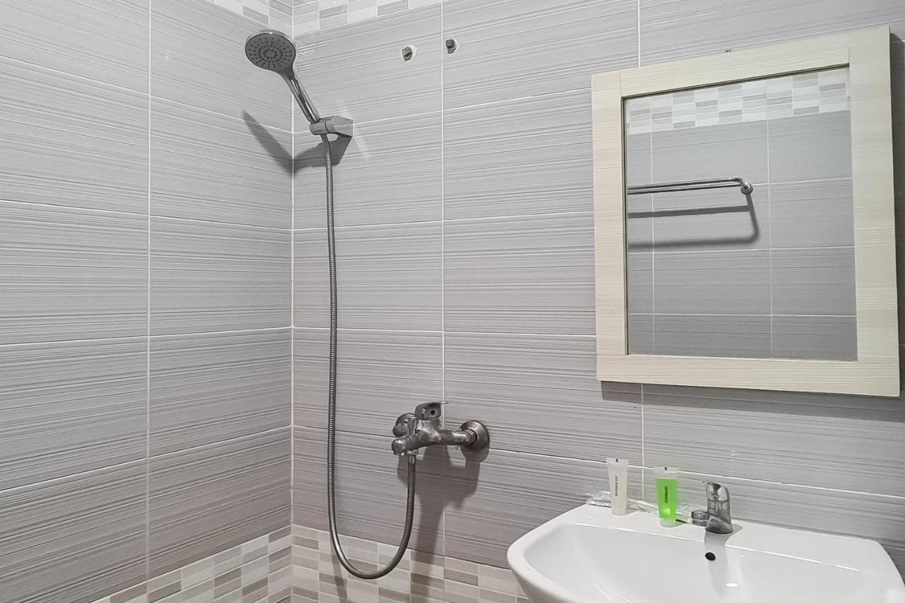 Gaia Asri Hotel Pamanukan Hilir ภายนอก รูปภาพ